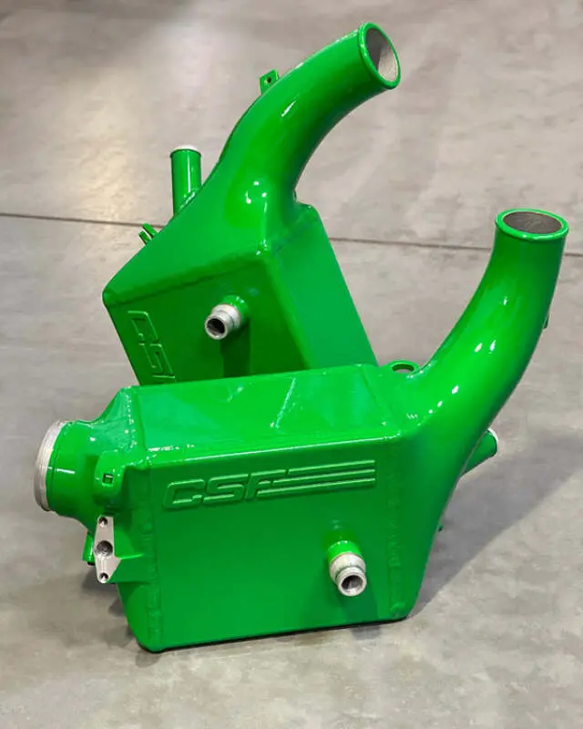 Csf 2025+ Bmw G90 M5 / G99 M5 Touring Charge Air Cooler - Java Green 1
