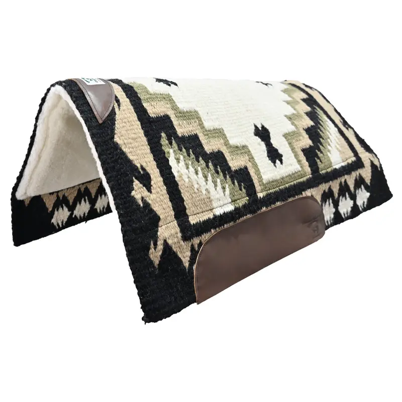 Diamond Wool 36"X34" Felt Core Wool Fleece Show Pad- Haymaker Black Sand 1