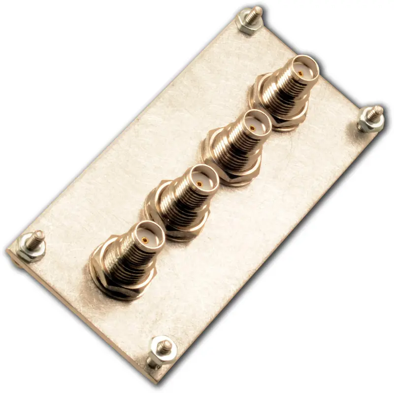 End Plate, With 4 Sma Bulkhead Adapters And Mounting Hardware 2