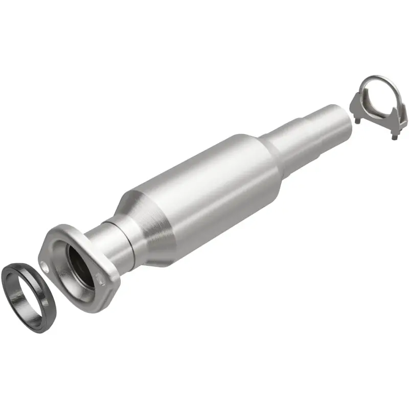 Magnaflow 04-06 Toyota Sienna 3.3L Direct Fit Converter 1