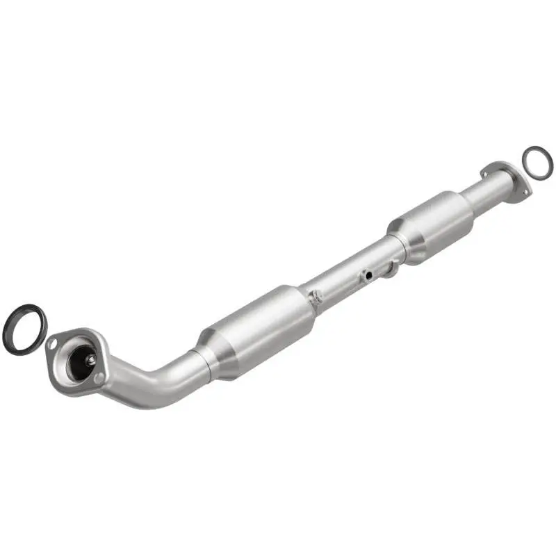 Magnaflow 13-15 Toyota Tacoma California Grade Carb Compliant Direct-Fit Catalytic Converter 1