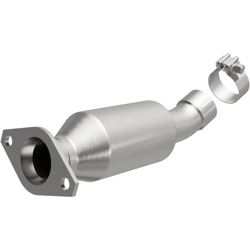 Magnaflow 14-15 Prius C L4 1.5 Oem Underbody Direct Fit Converter 1