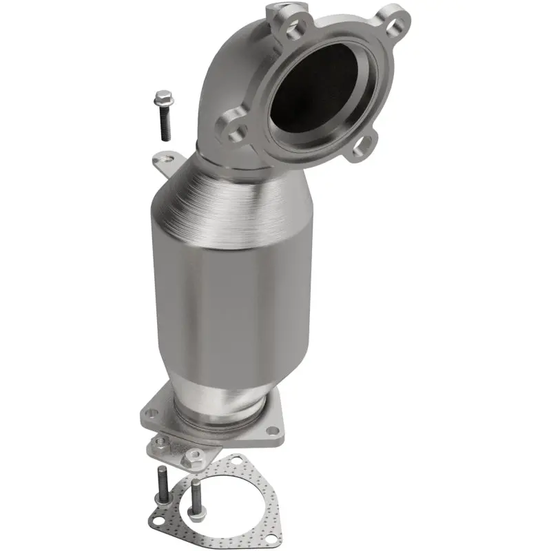 Magnaflow 14-15 Regal 2 Underbody Direct Fit Converter 1
