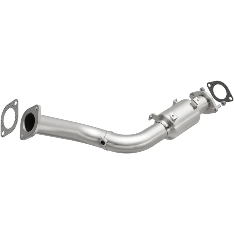 Magnaflow 14-15 Rogue 2.5 Underbody Direct Fit Converter 1