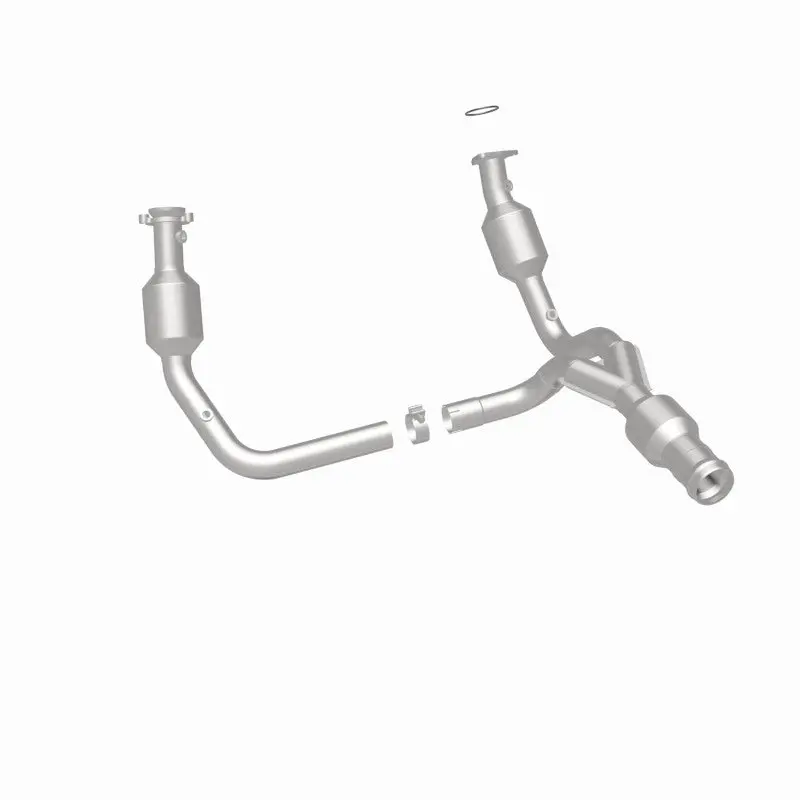 Magnaflow 15-16 Cadillac Escalade 6.2L Direct Fit Converter 2