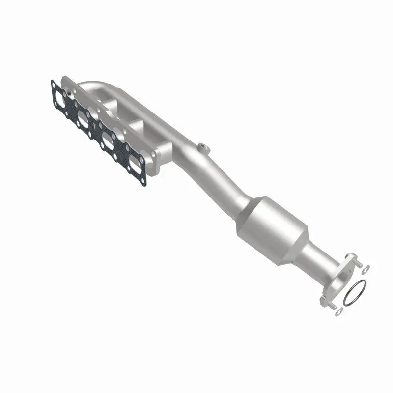 Magnaflow 2004 Nissan Titan 5.6L Direct Fit Converter 2
