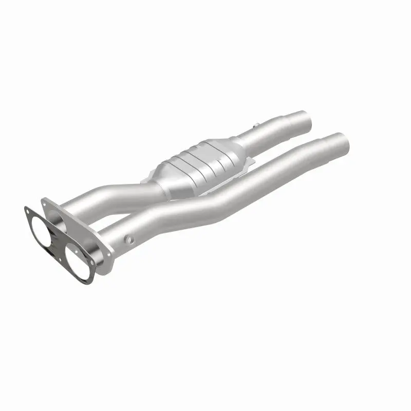 Magnaflow 96-99 Chevy C2500 Suburban 7.4L Direct Fit Converter 2