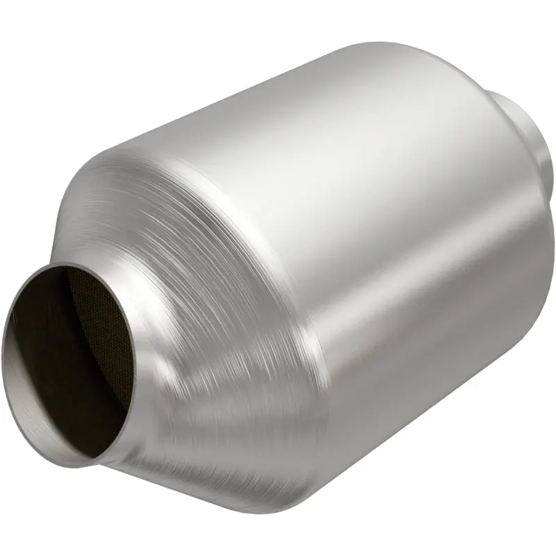Magnaflow Conv Uni Ca 2.25In./2.25In. Straight/Angle Direct Fit Converter 1