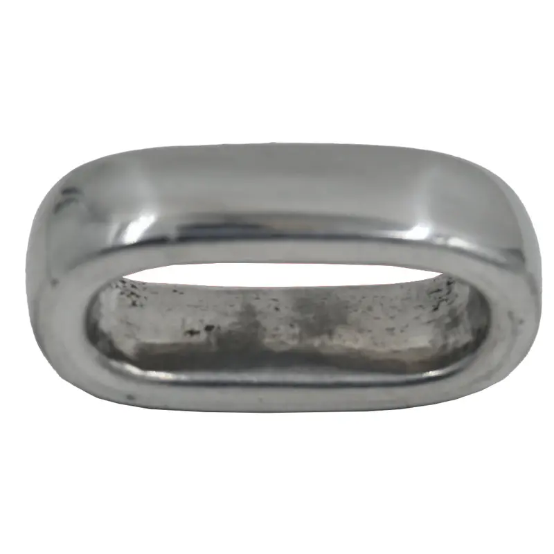 Metal Horn Knot 1