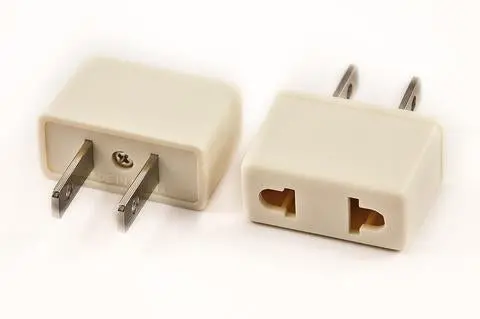 Plug Converter, 2 Prong Us To Us/Japan Non-Polarized 1