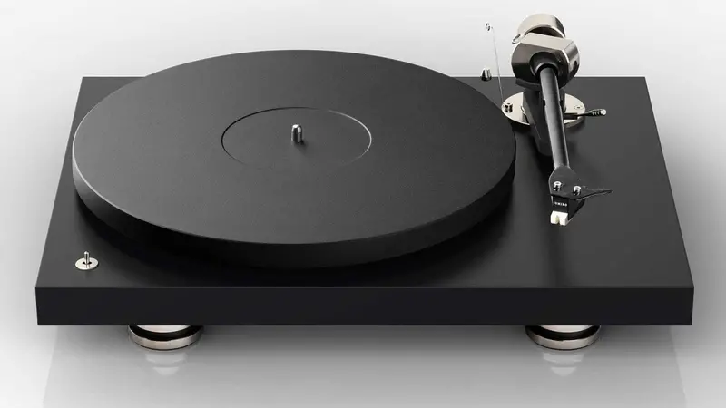 Pro-Ject Debut Pro Turntable - Black 1