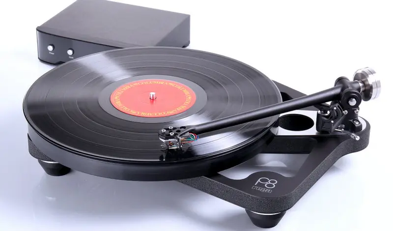 Rega Planar 8 Turntable 1