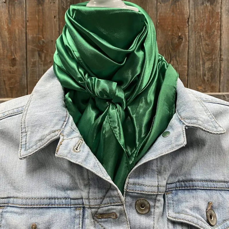 Rodeo Drive 35"X35" Solid Kelly Green Wild Rag 1