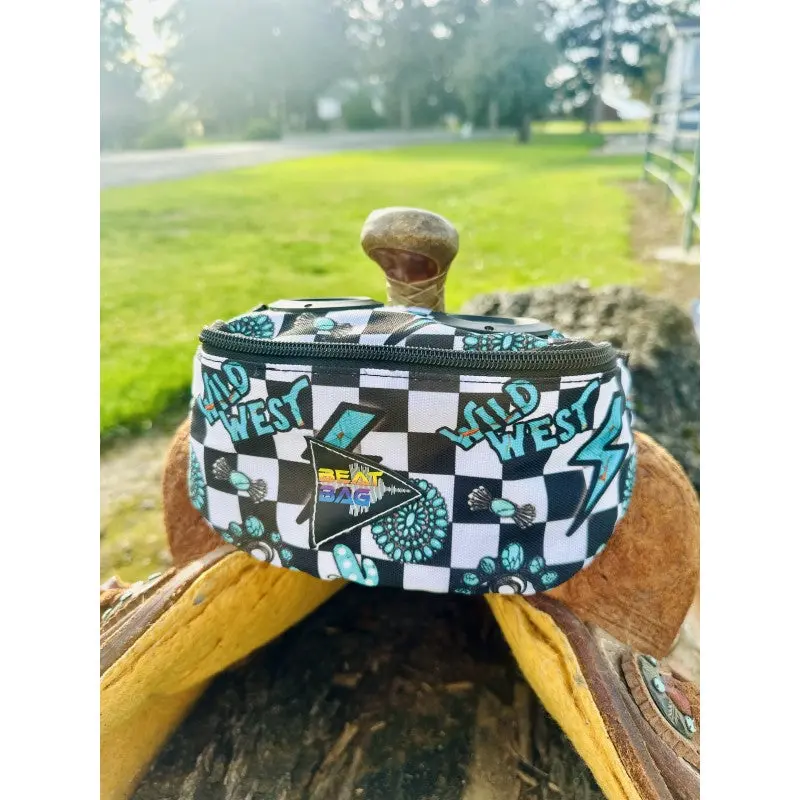 Schulz Equine Turquoise Glass Beat Bag Pommel Bag 1