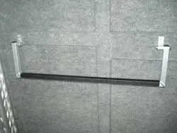 Single Hanging Aluminum Blanket Bar For Trailers- 36" 1
