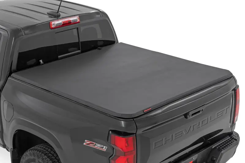 Soft Tri-Fold Bed Cover | 5' Bed | Chevy/Gmc Canyon/Colorado 2Wd/4Wd (23-26) 1