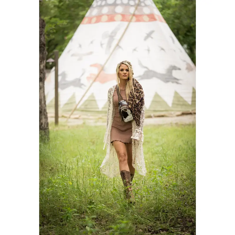 Sts Ranchwear Cowhide Sojourner Sling Bag 2