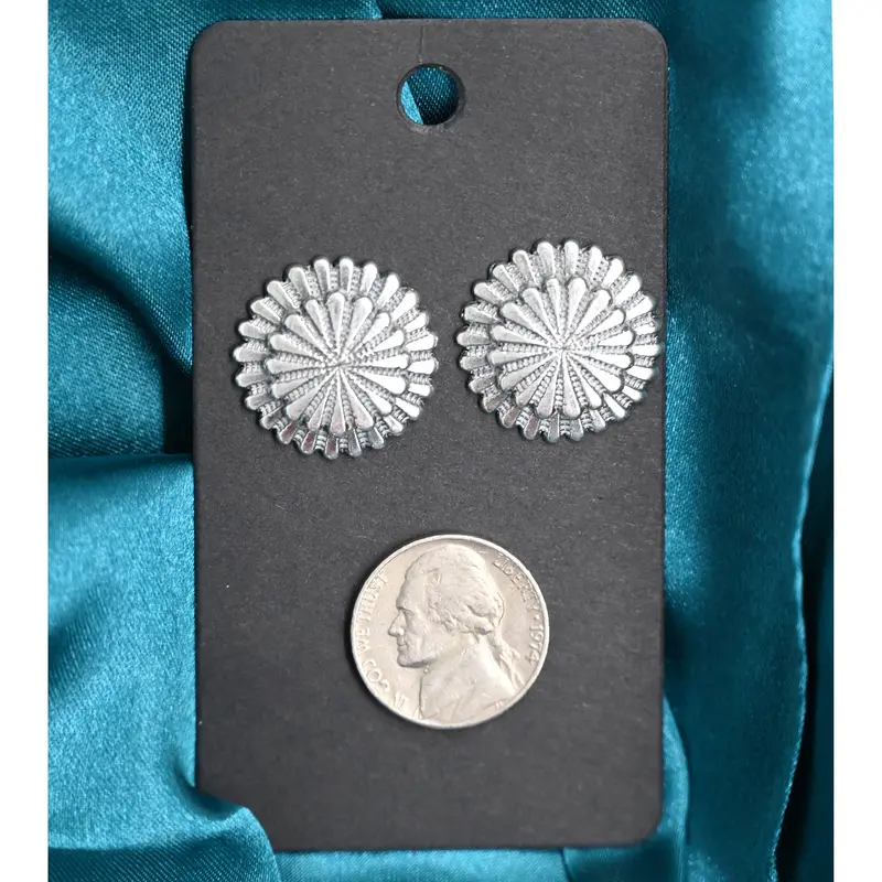 The Callie Stud Earrings 1