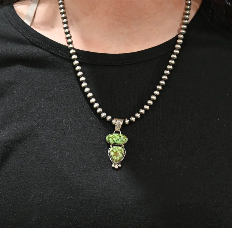 The Eva Pendant 2