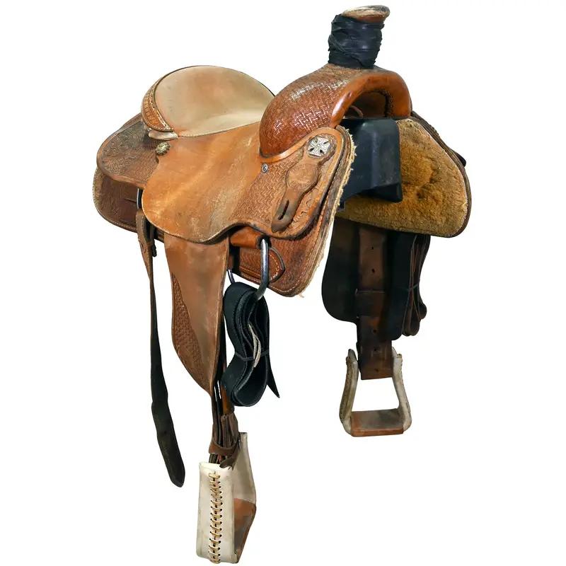 Used 15.5" Seven D Team Roping Saddle 1