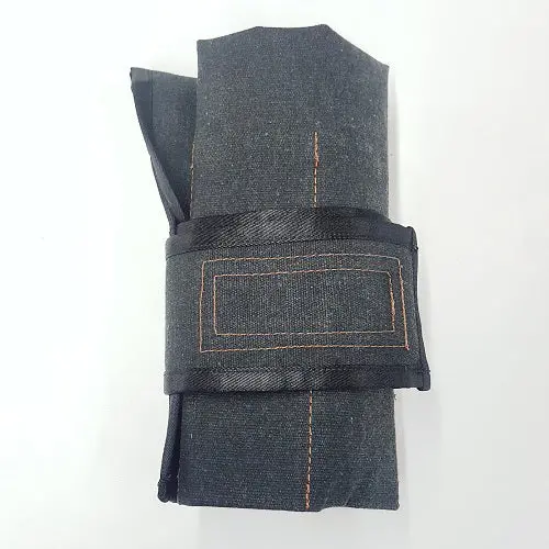 Well Shod Knife Roll 2